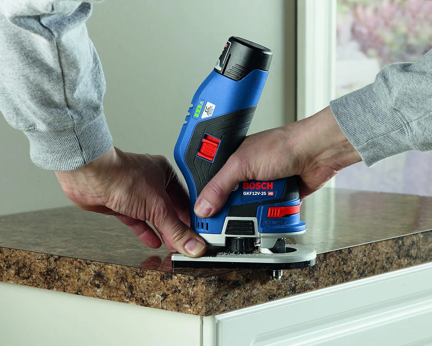 BOSCH BAT414 12-Volt Max Lithium-Ion 2.0Ah High Capacity Battery