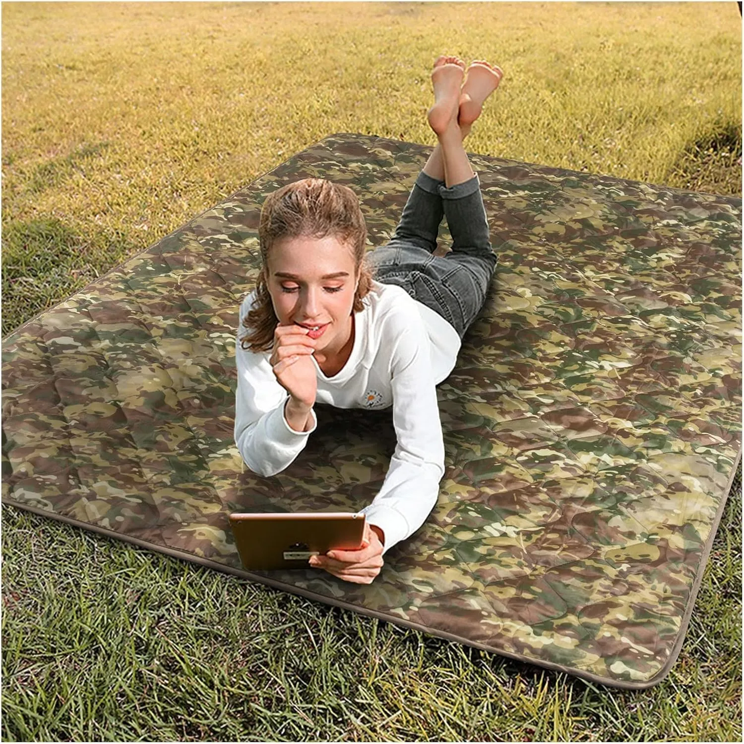 Camouflage Quilt Camping Blanket Beach Hiking Tourist Mattress Pad Portable Travel Picnic Mat Ground Sheet Sleep Cover (Color : Green, Size : A)