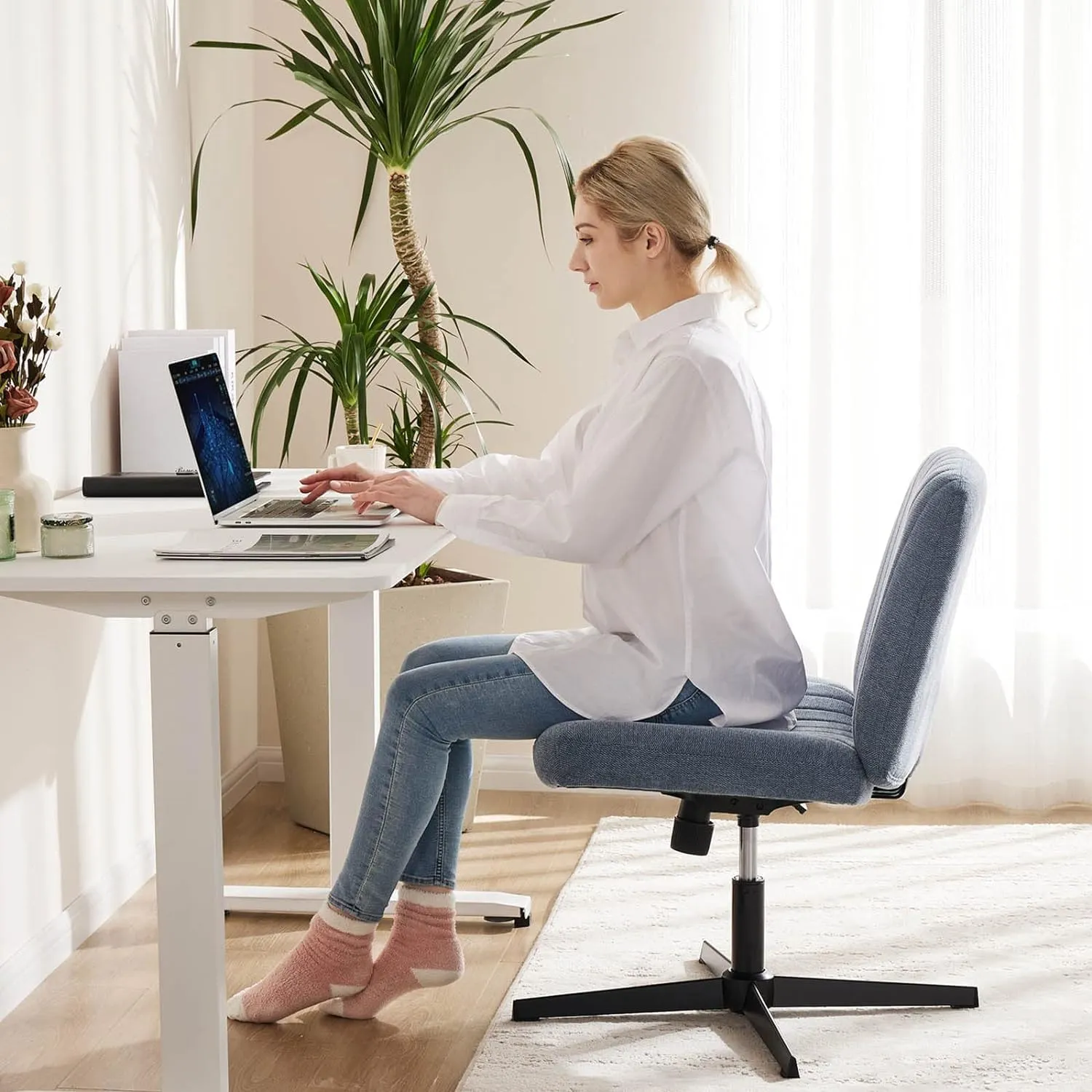 DUMOS Criss Cross Legged Office Chair, Armless Wide Seat No Wheels, Modern Home Desk Height Adjustable Swivel Fabric Vanity Seating for Bedroom