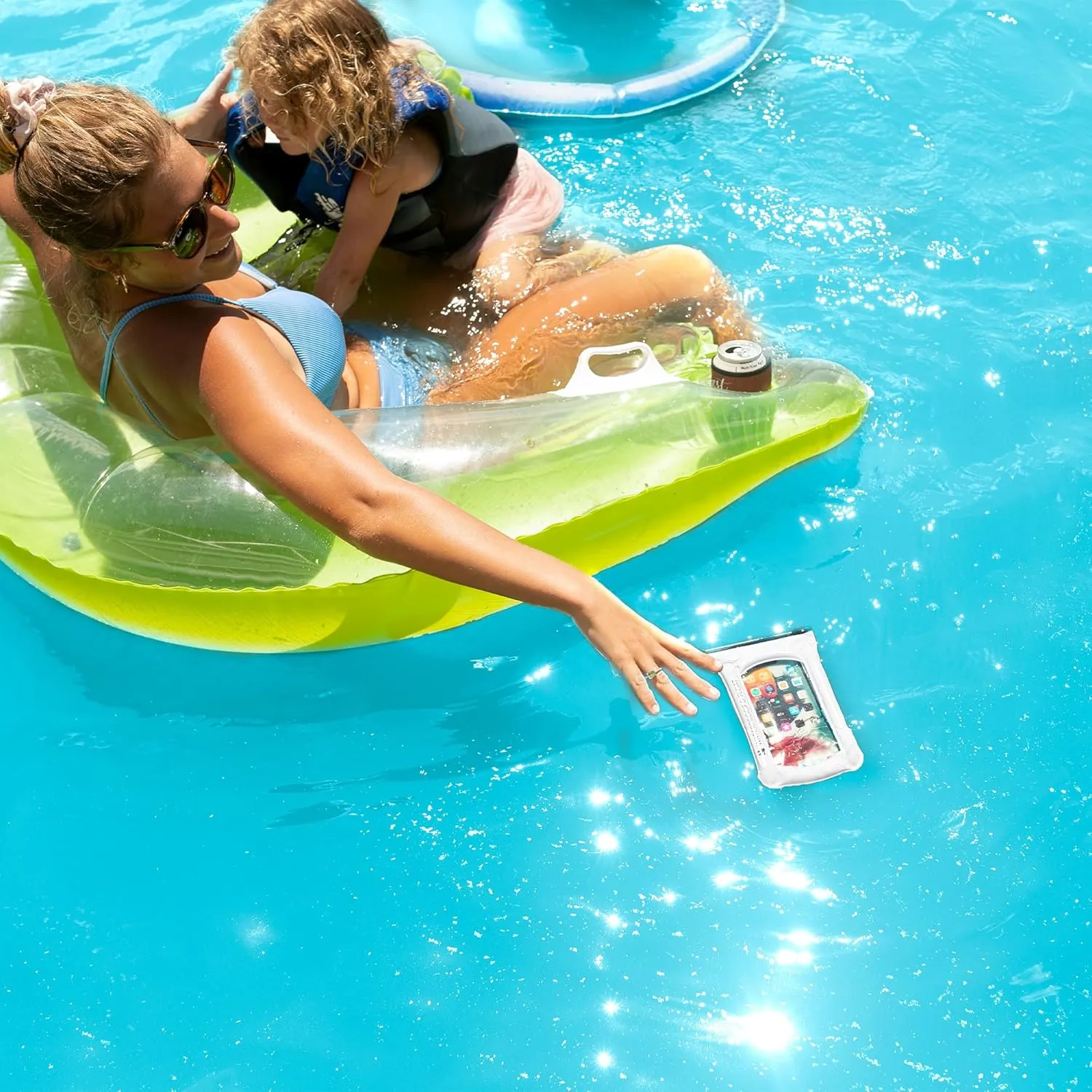 geckobrands Float Phone Dry Bag - Waterproof & Floating Phone Pouch – Fits Most iPhone and Samsung Galaxy Models