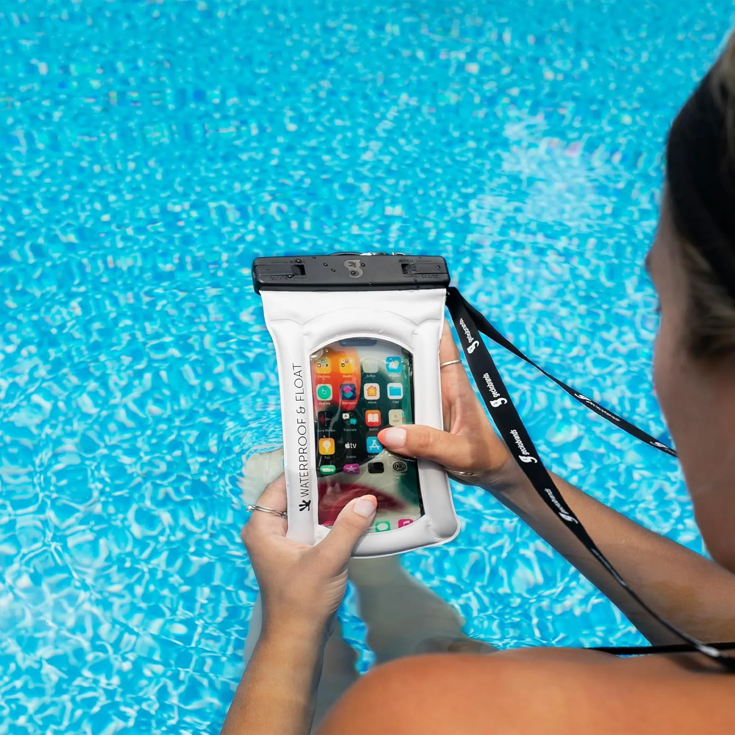 geckobrands Float Phone Dry Bag - Waterproof & Floating Phone Pouch – Fits Most iPhone and Samsung Galaxy Models