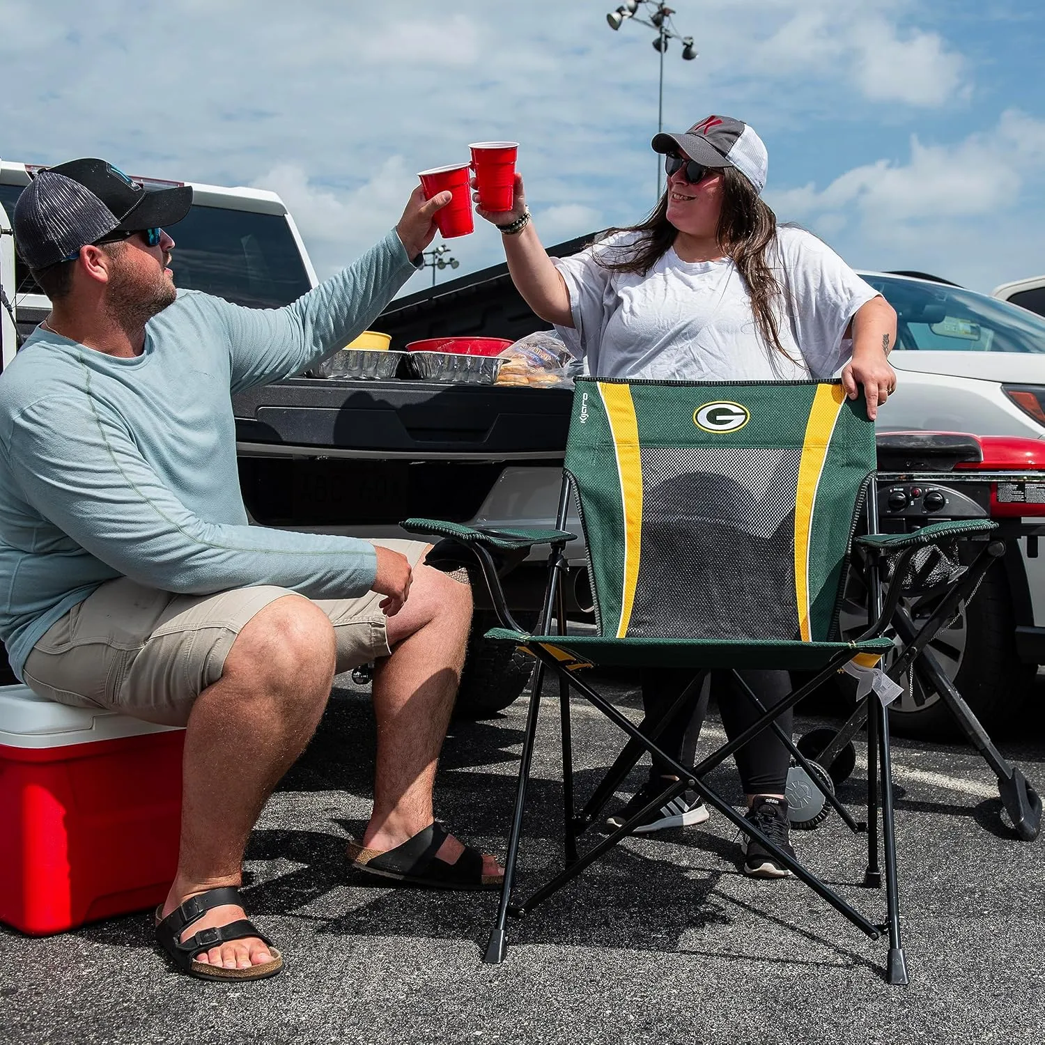Kijaro Sports Fan Folding Chair, 26" L x 35.5" W x 37" H, Green Bay Packers