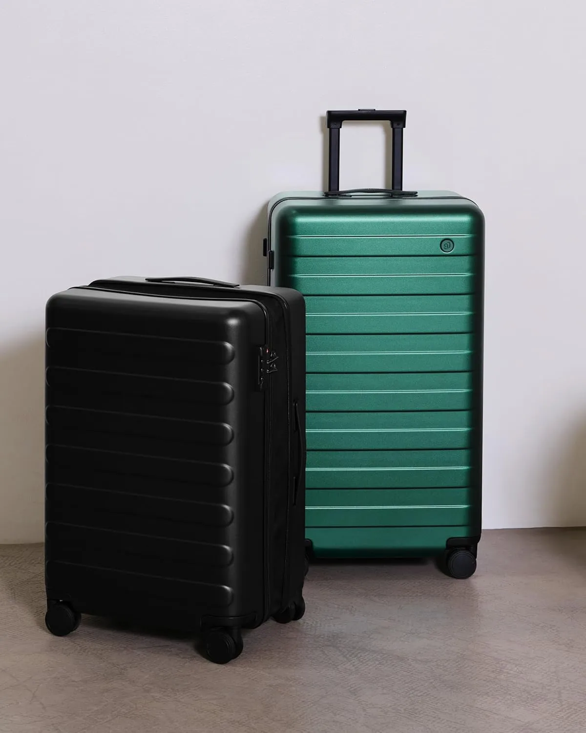 Large Checked Luggage 29 Inch, Checking In Luggage with USB Port, Spinner Wheels, Lightweight, Hard Shell PC Suitcase, Lightweight Travel Luggage, TSA Approved (Emerald Green, Rhine Pro)