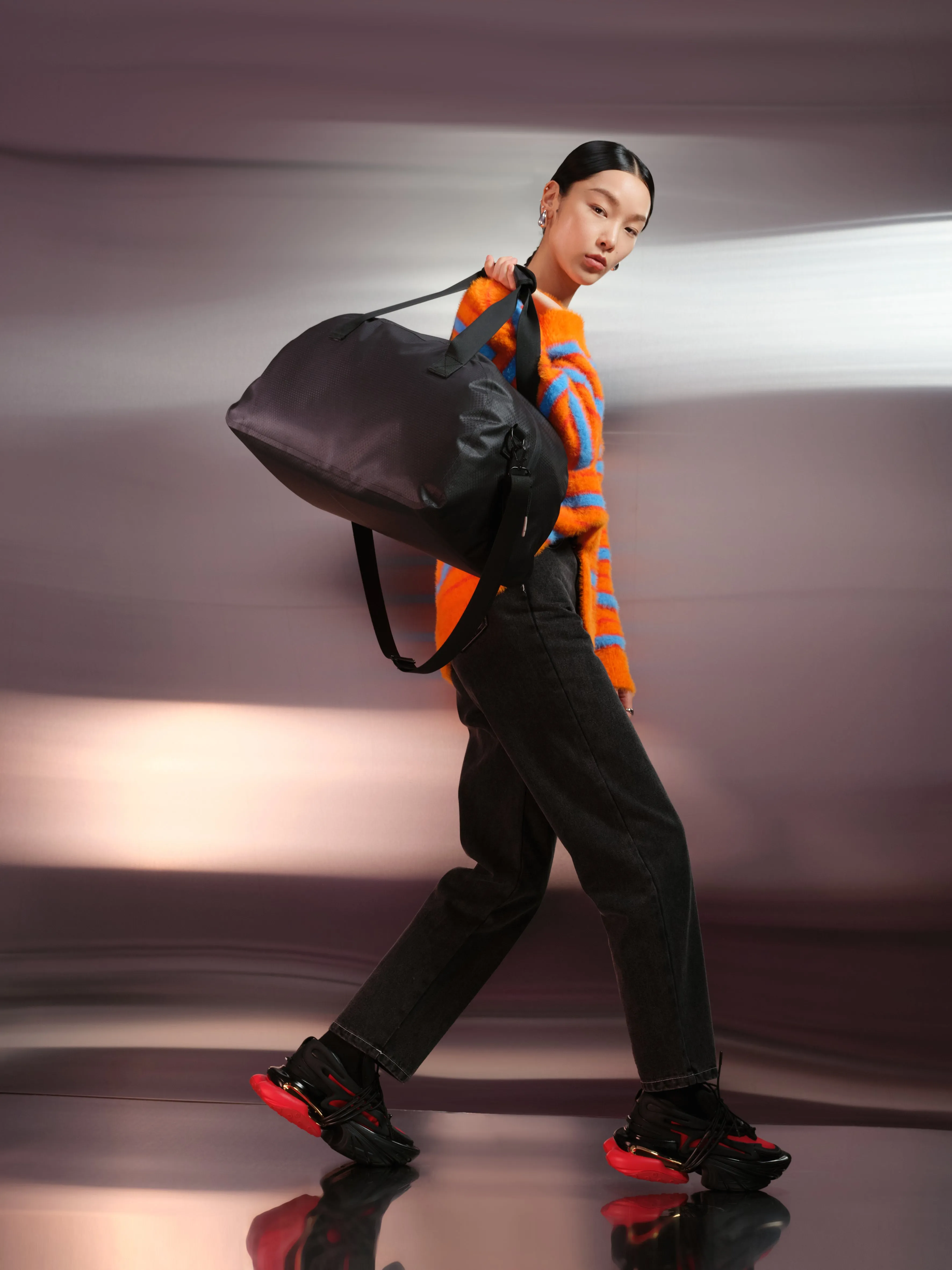 Lightweight DuoSeal Duffel - Black