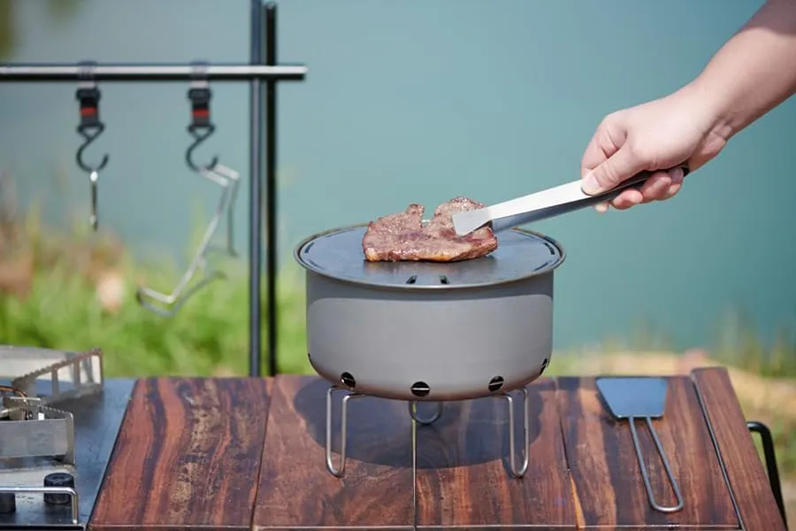 Réchaud à Bois et Grill en Titane