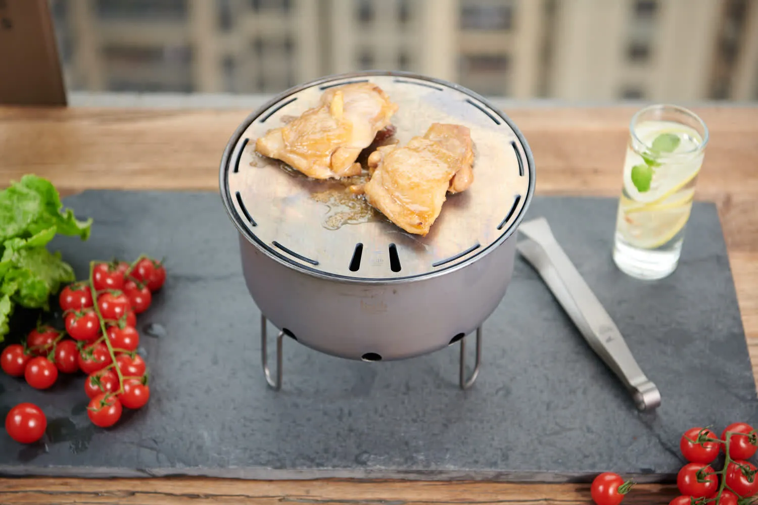 Réchaud à Bois et Grill en Titane