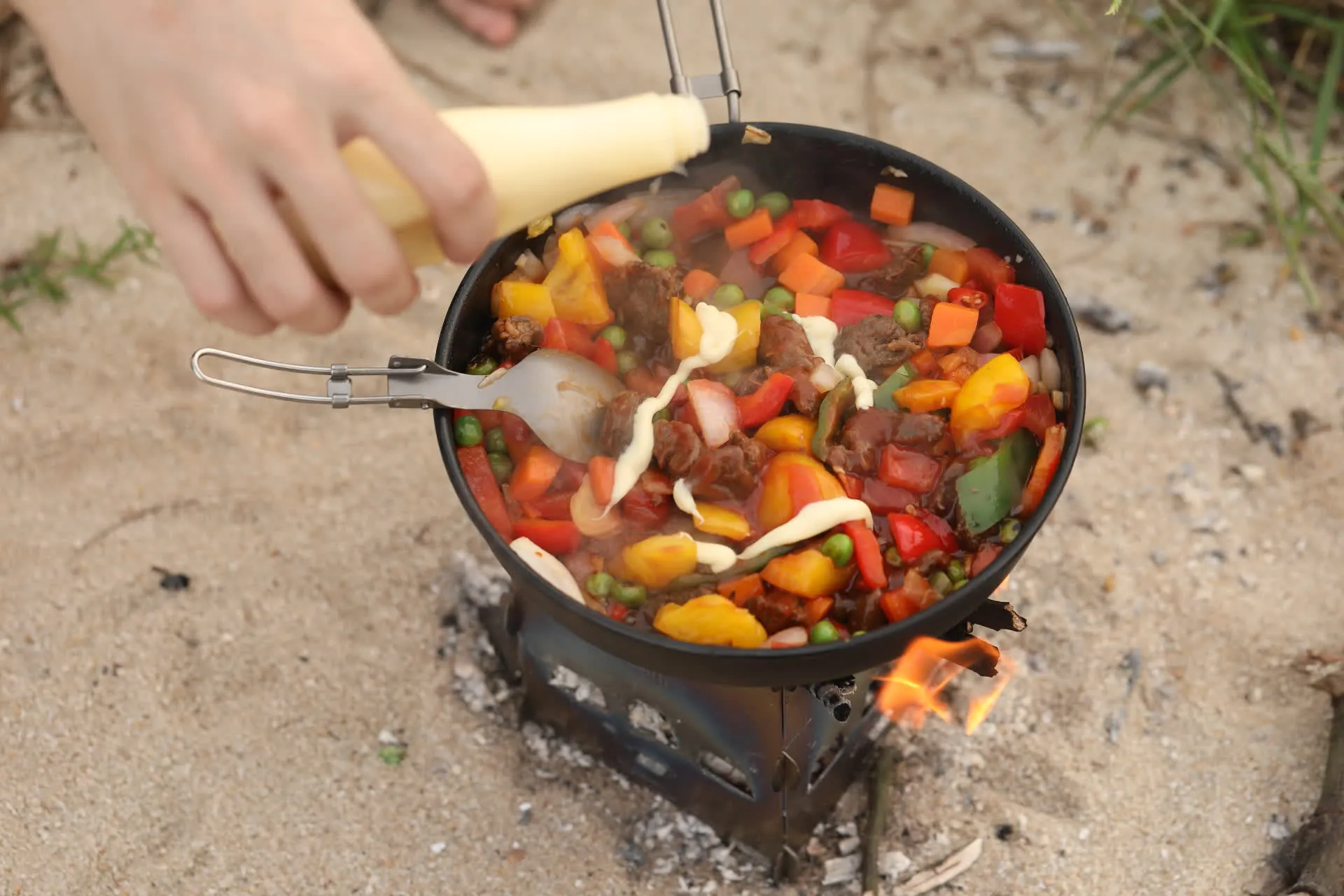 Réchaud à Bois et Grill en Titane