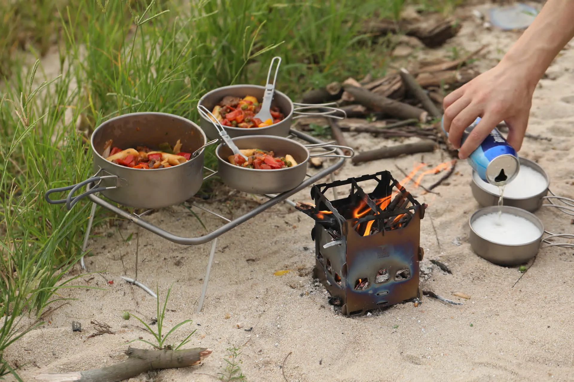 Réchaud à Bois et Grill en Titane