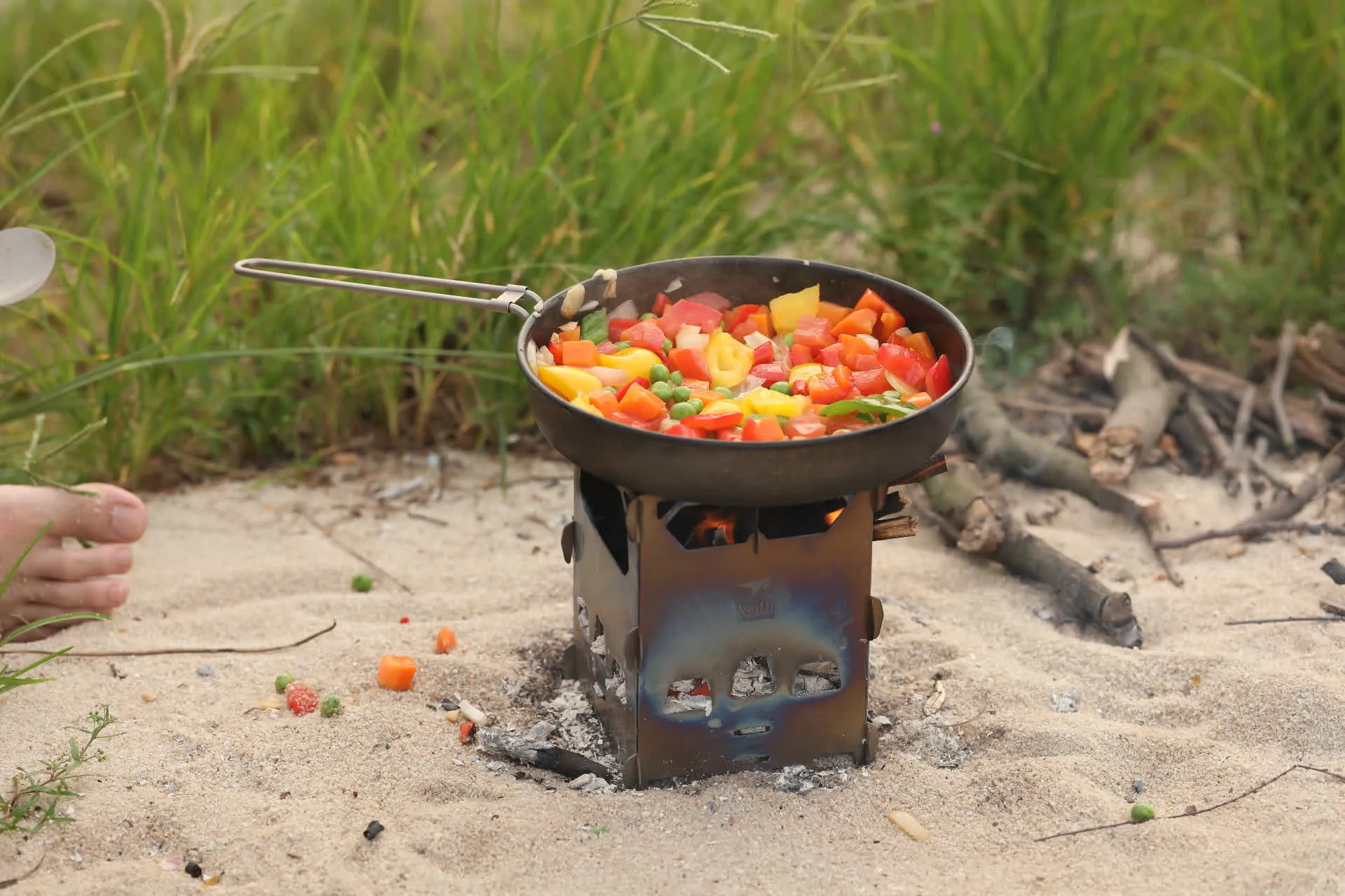 Réchaud à Bois et Grill en Titane