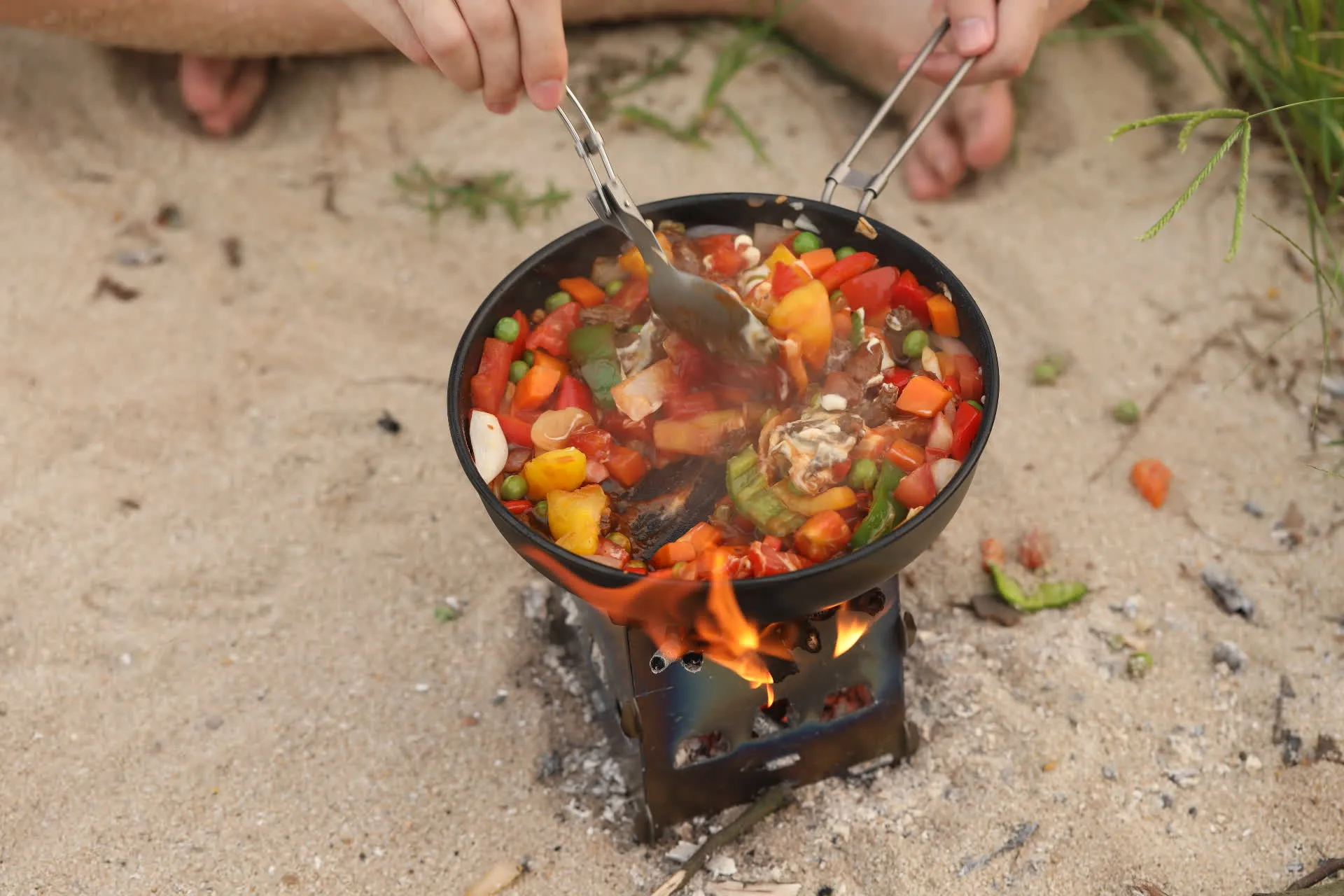Réchaud à Bois et Grill en Titane