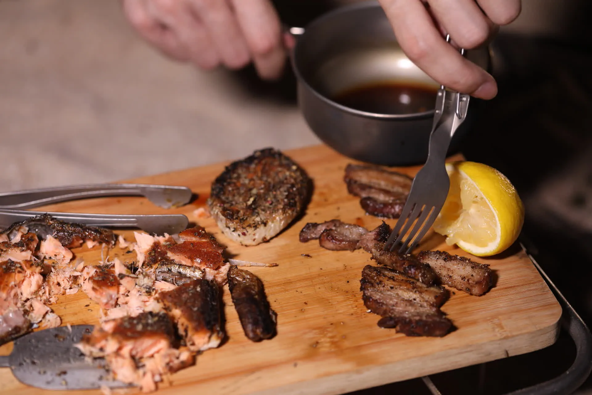 Réchaud à Bois et Grill en Titane