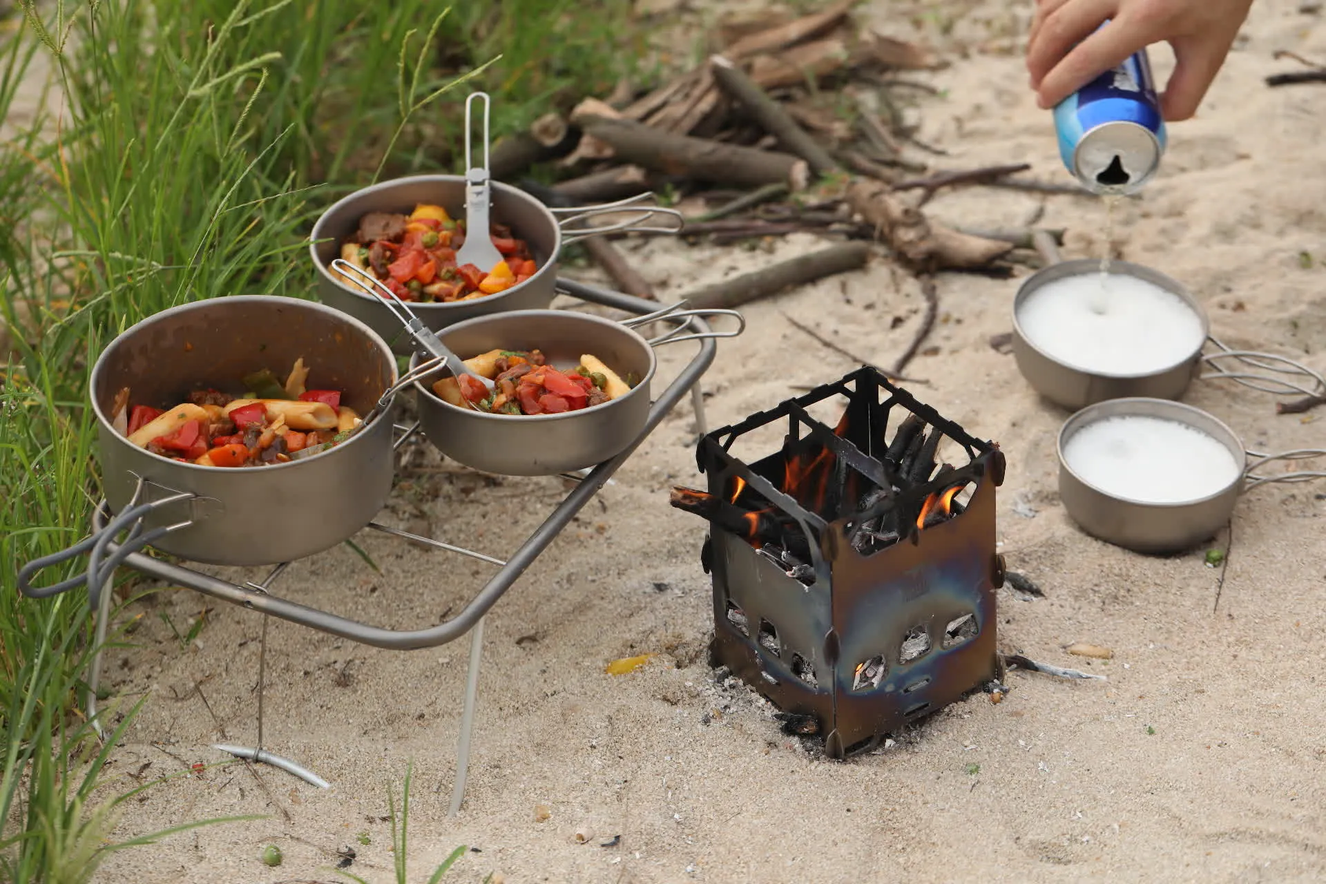 Réchaud à Bois et Grill en Titane