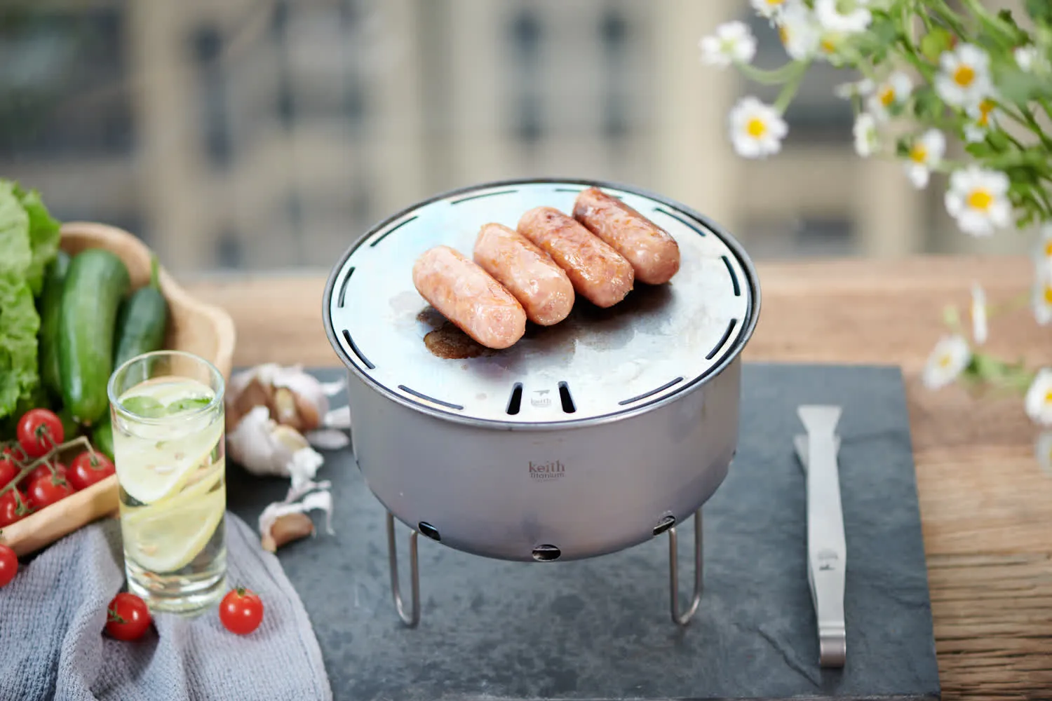 Réchaud à Bois et Grill en Titane