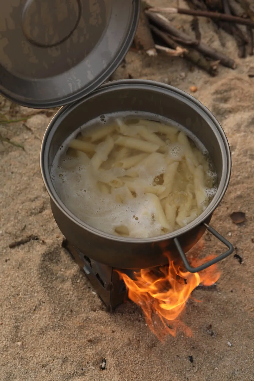 Réchaud à Bois et Grill en Titane