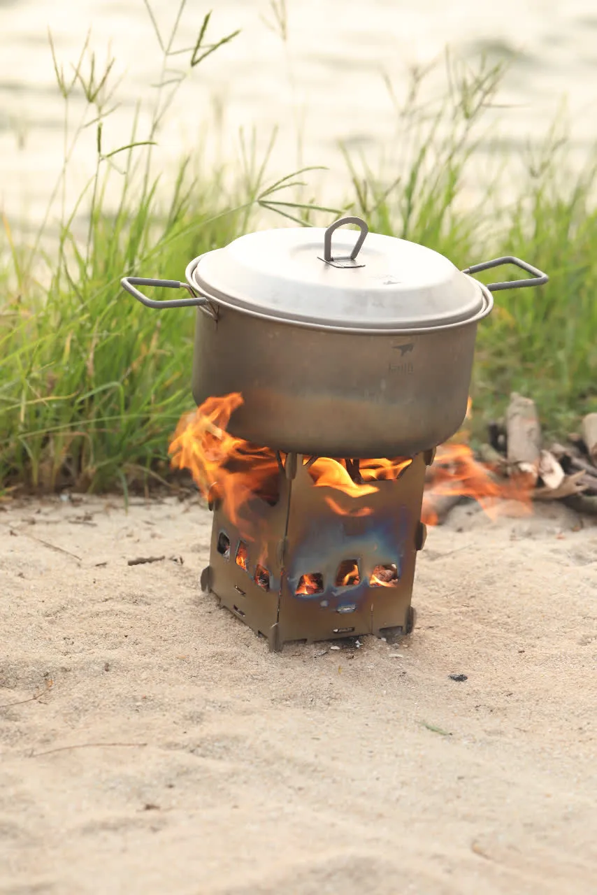 Réchaud à Bois et Grill en Titane
