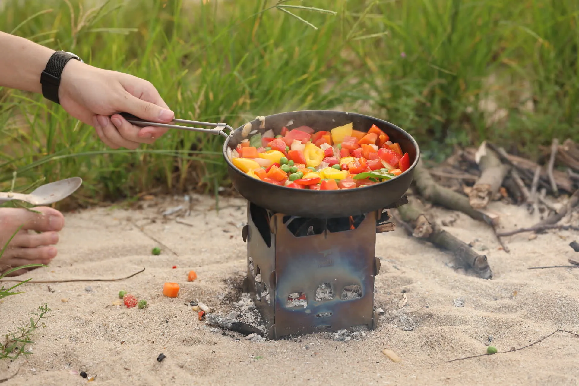 Réchaud à Bois et Grill en Titane