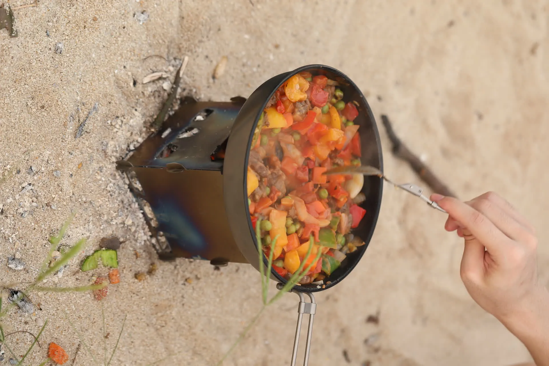 Réchaud à Bois et Grill en Titane