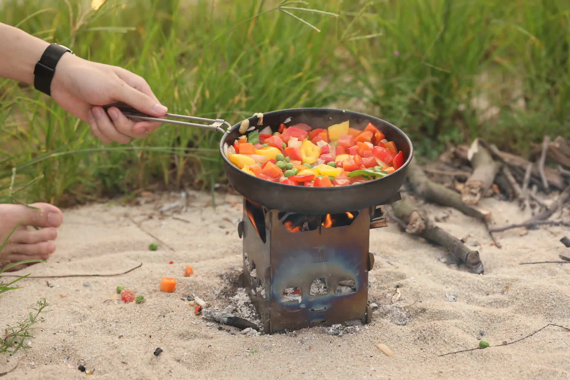 Réchaud à Bois et Grill en Titane