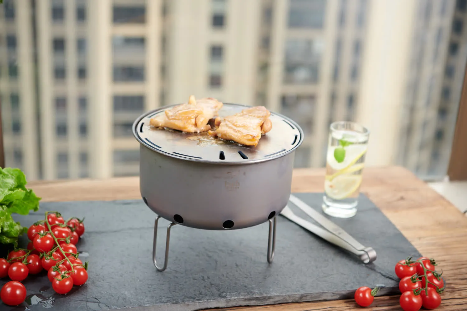 Réchaud à Bois et Grill en Titane