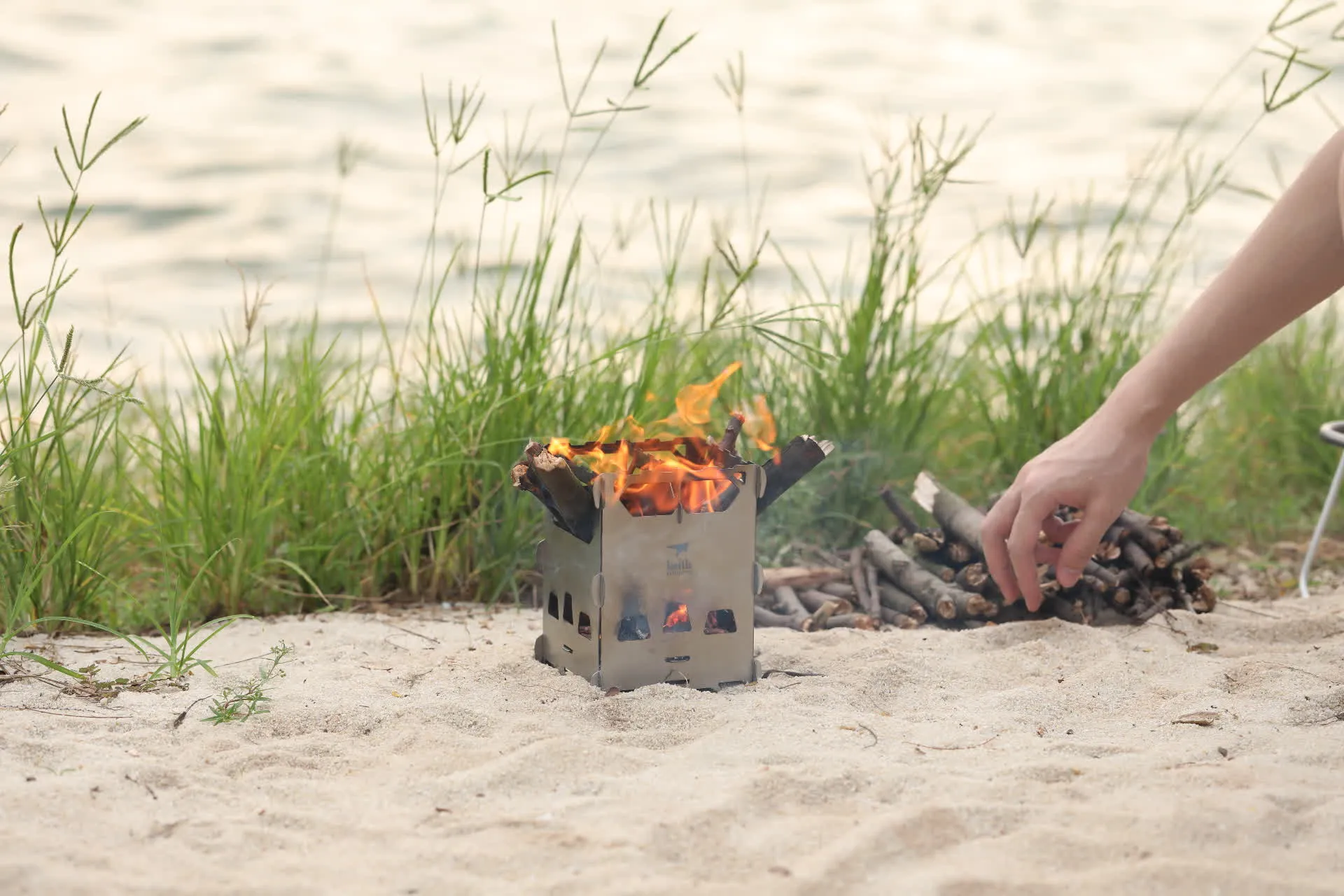 Réchaud à Bois et Grill en Titane
