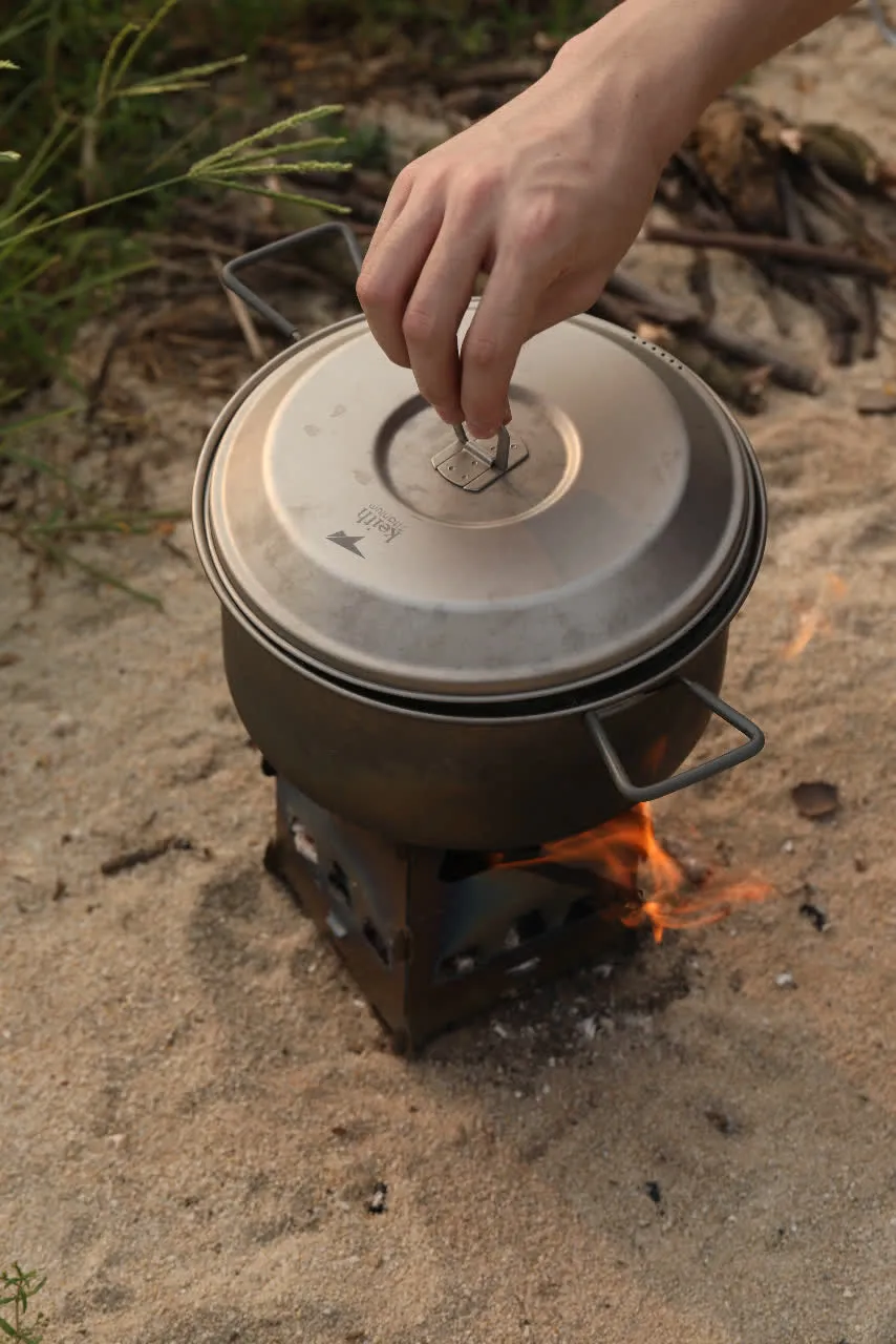 Réchaud à Bois et Grill en Titane