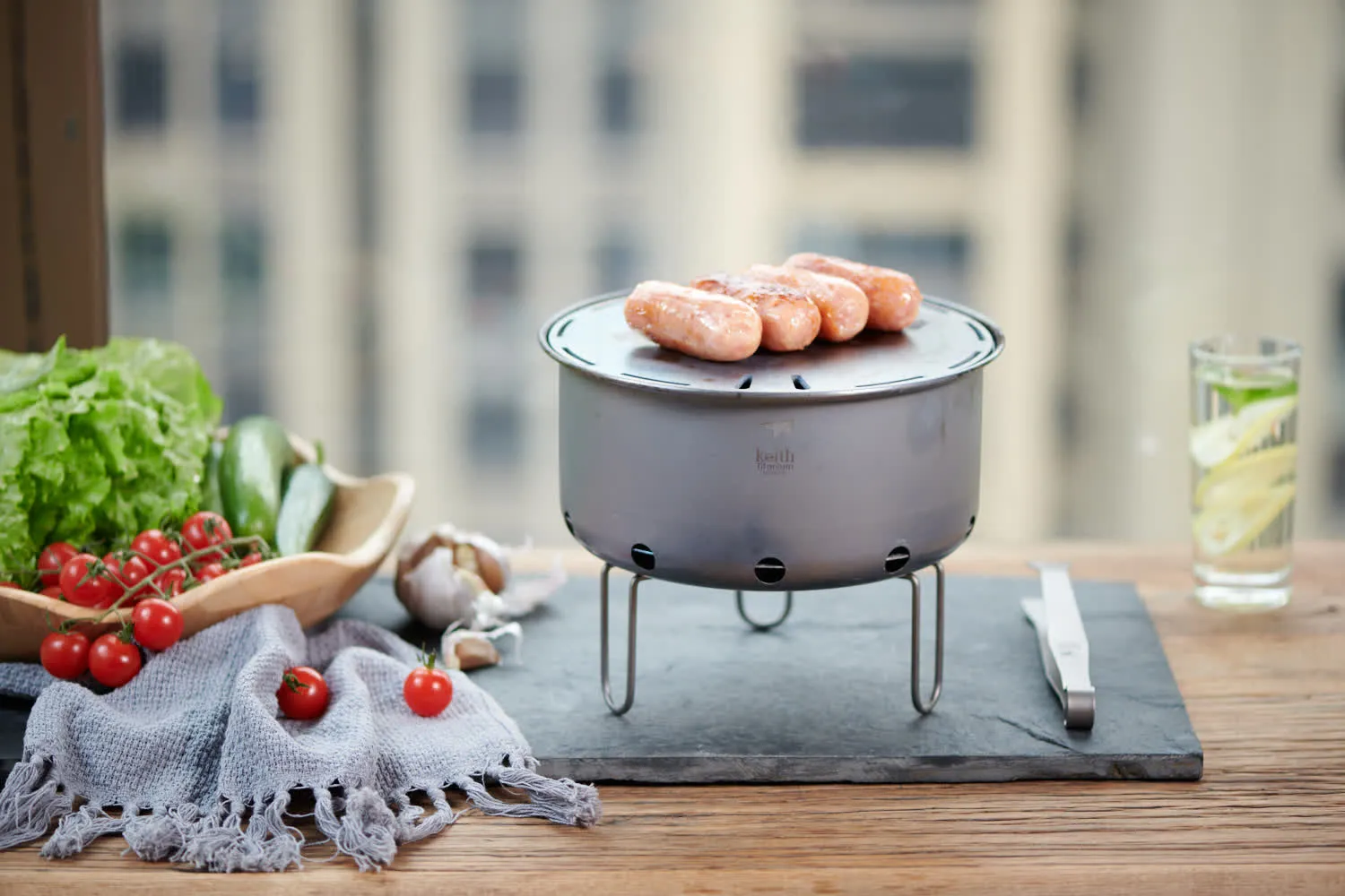 Réchaud à Bois et Grill en Titane