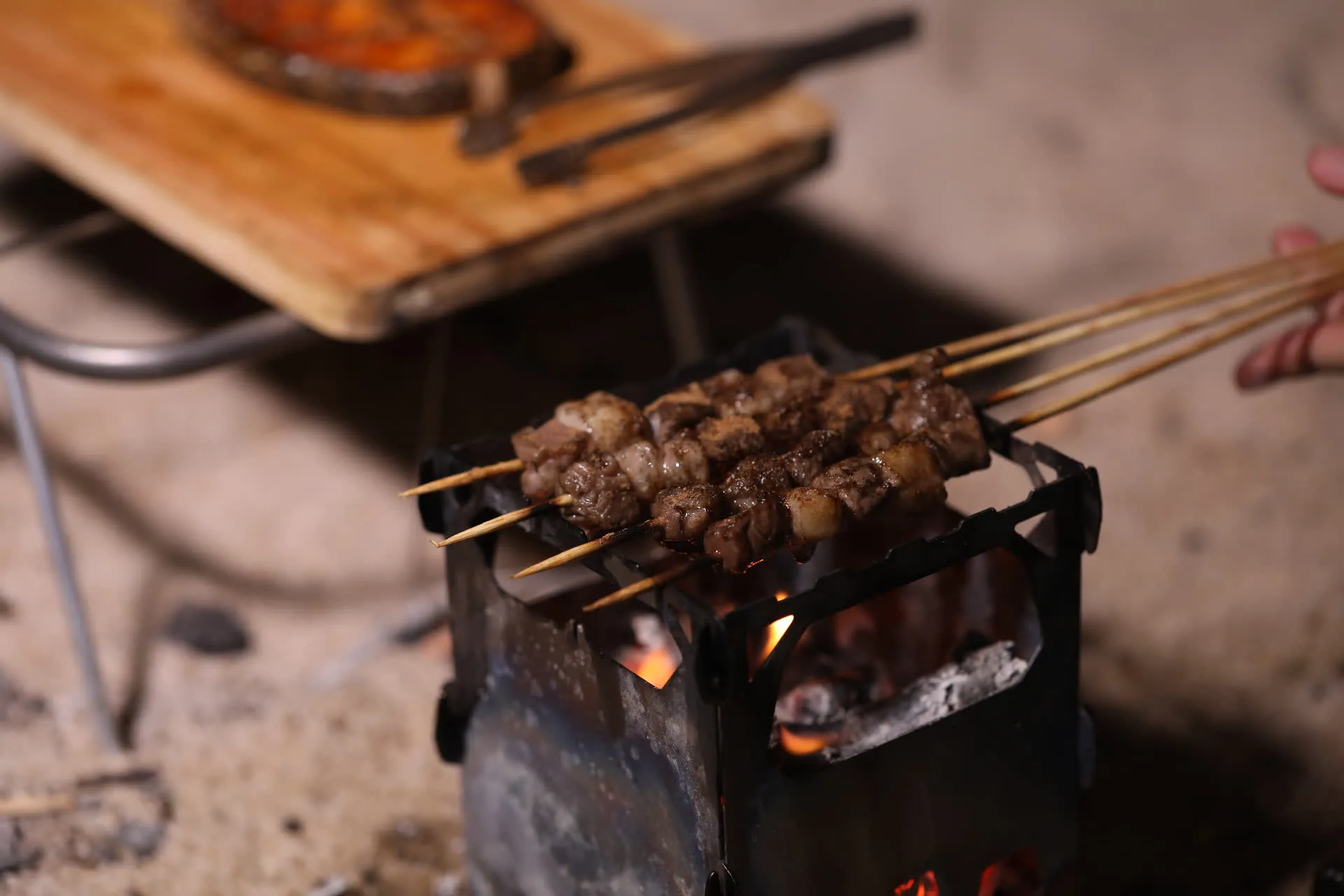 Réchaud à Bois et Grill en Titane