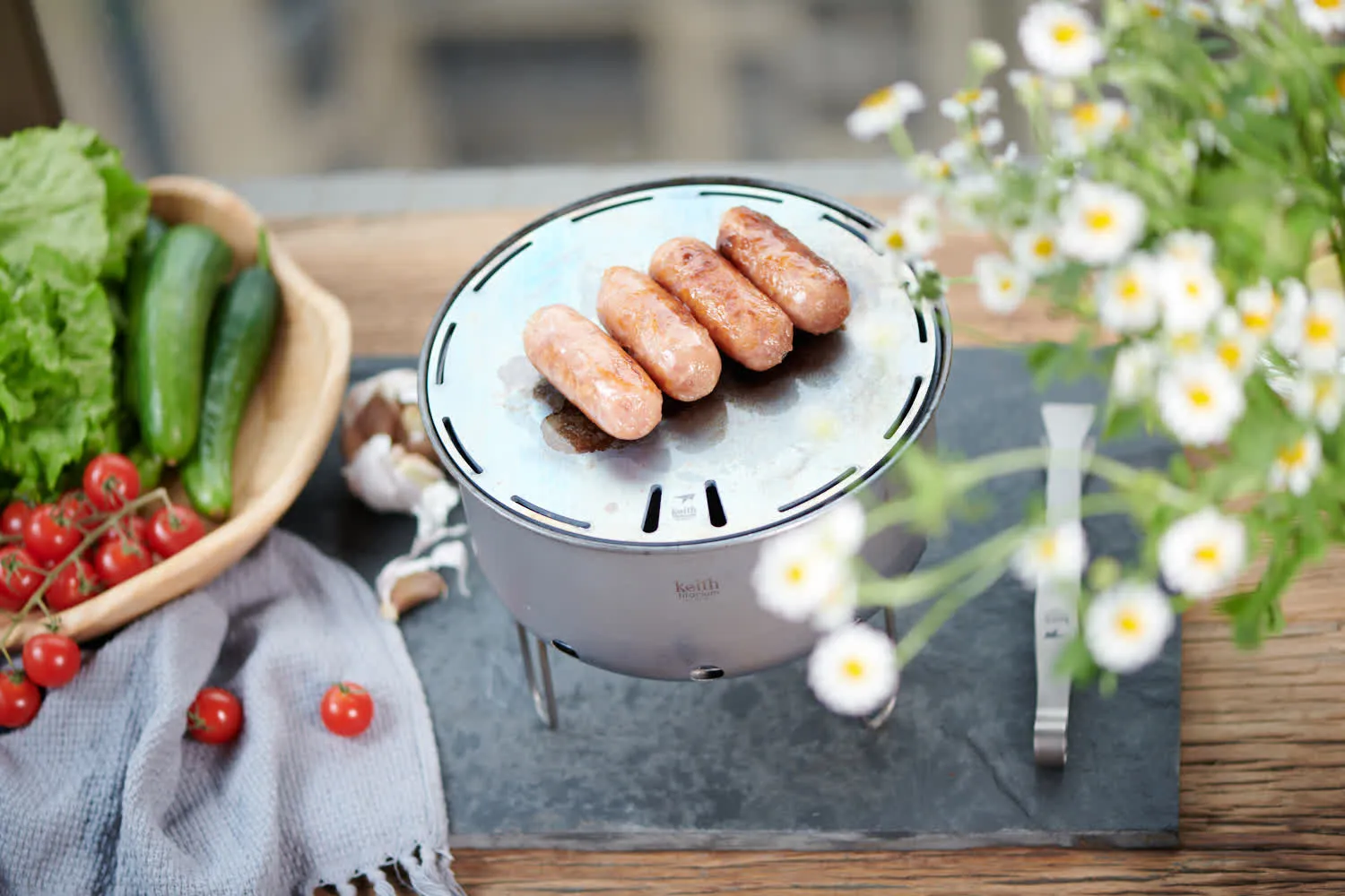 Réchaud à Bois et Grill en Titane