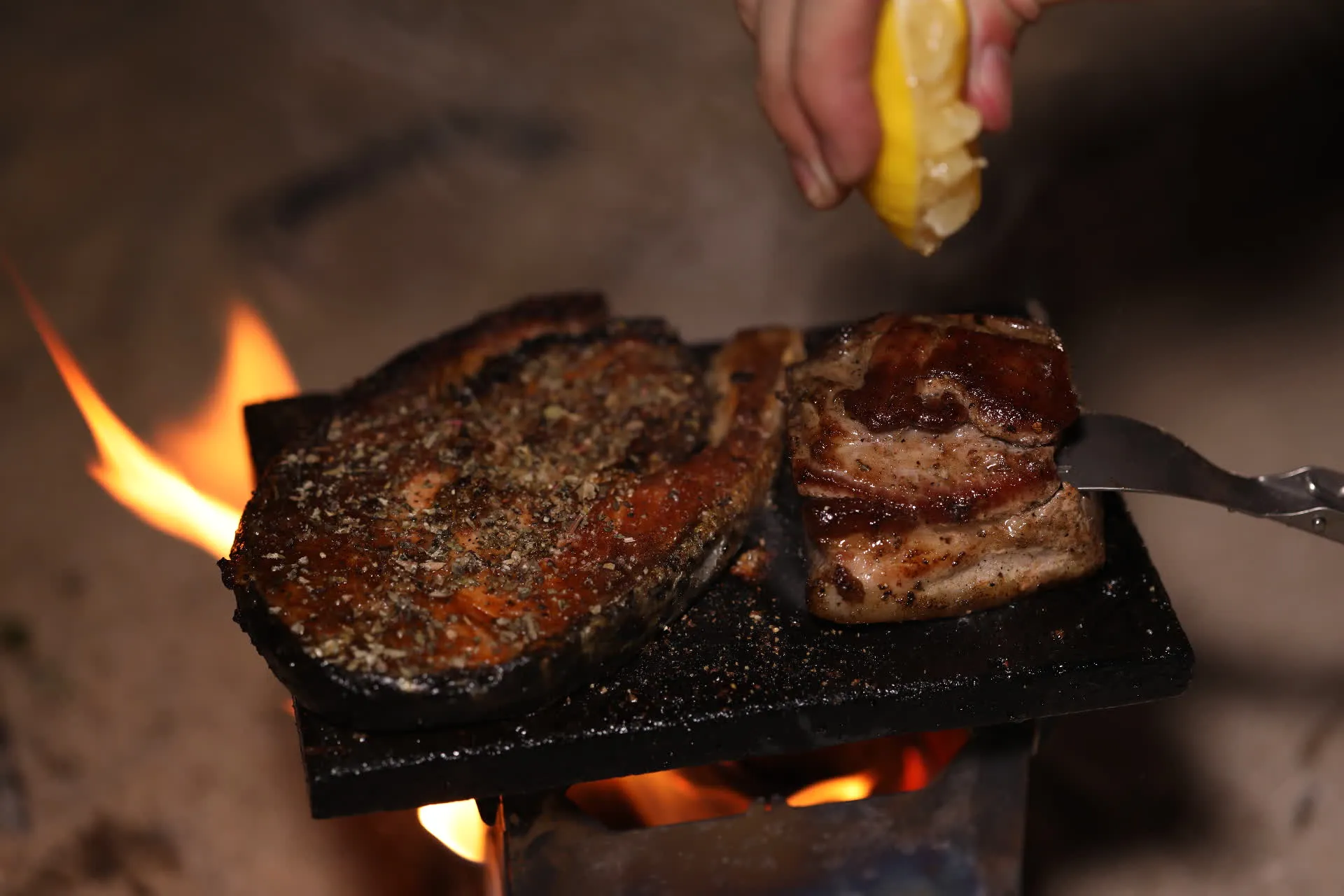 Réchaud à Bois et Grill en Titane