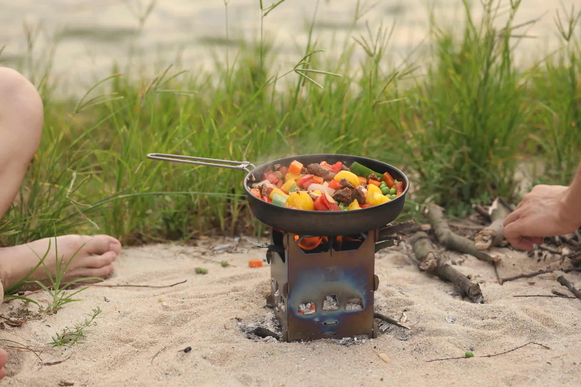 Réchaud à Bois et Grill en Titane