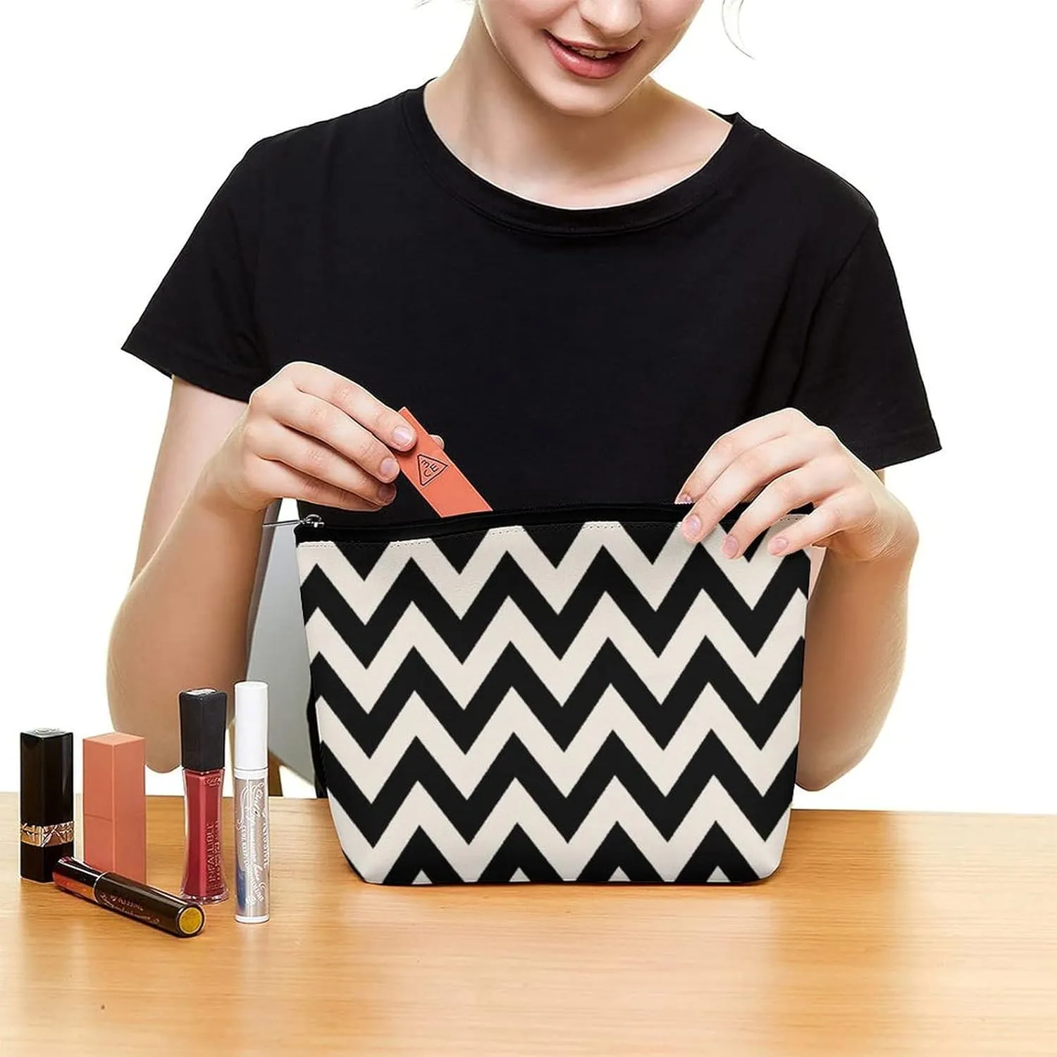 Small Cosmetic Bag, Black and Cream White Chevron Makeup Bags Elegant Roomy Pouch for Women,Travel Toiletry Accessories Organizer