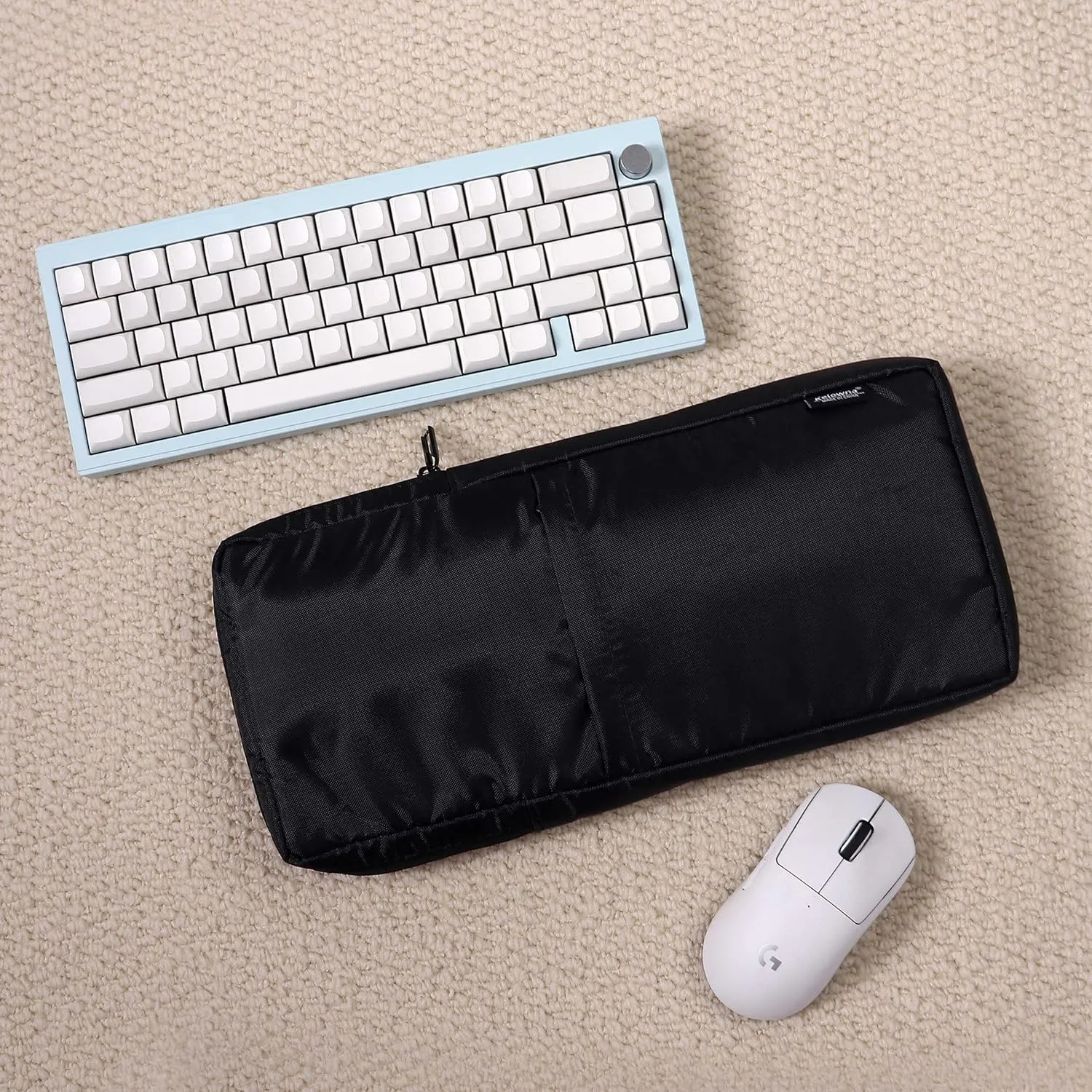 Sumgsn 60% Keyboard Case - Soft Travel Carrying Bag for Mechanical Keyboards, Waterproof and Shockproof Protection