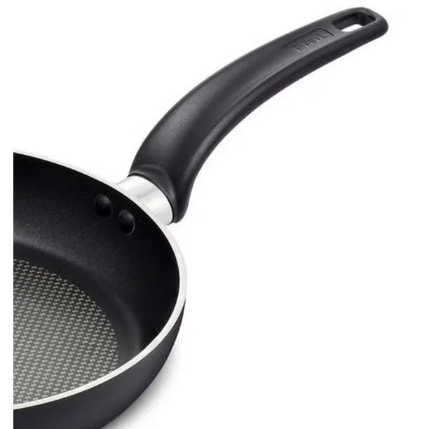 T-FAL 10 Piece Expert Cookware Set - Blemished package with full warranty - C546SA64