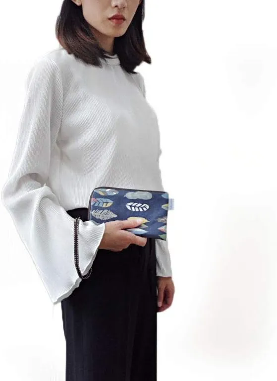 Tainada Women Universal Phone Wristlet Wallet Pouch, Dual Slots Zipper Purse Carry Case Bag for iPhone 15/14 Pro Max, Samsung S24 , S23 FE, A35, A54; Feather Pattern Navy Blue