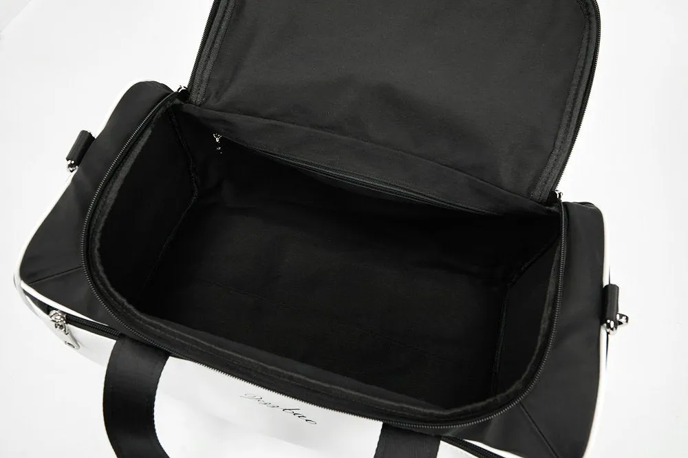 Waterproof lightweight traveling bag