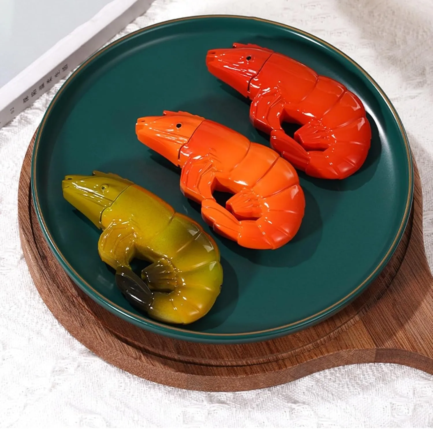 Windproof Butane Torch Lighter, Unique Creative Prawn Design Ornament Lighter, Adjustable Flame, Refillable Butane Gas, Suitable for Candles, Cigars, Outdoor Gifts(C)